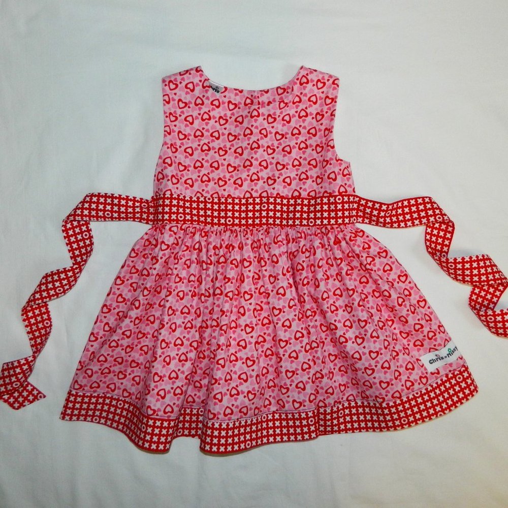 Girls size 4 Chris n Missy Valentine Hearts Dress